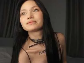 Offline apluxury on CamSoda