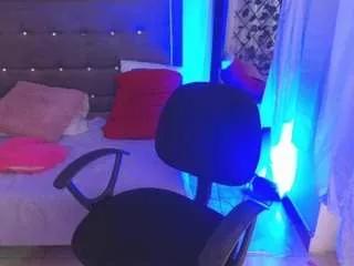 ariadnabrow from CamSoda