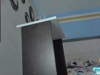 ashley-lovegirl on CamSoda