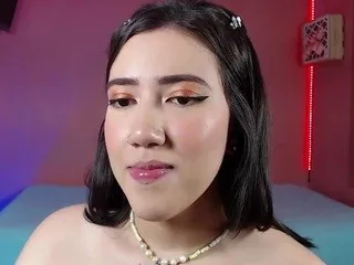 Freechat aurorashy on CamSoda