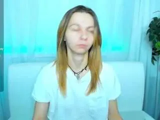 Offline beellami on CamSoda