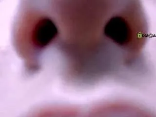 bella-cute1 — flash ass [33 tokens remaining]