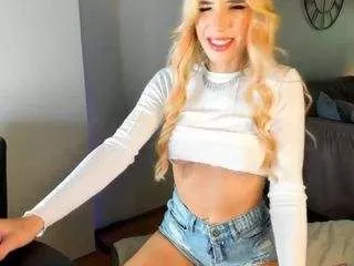 Offline bella-sweeet on CamSoda