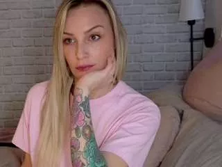 Offline briehunter on CamSoda