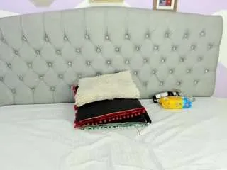 Offline briyithmena on CamSoda