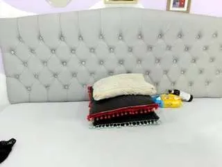 Offline briyithmena on CamSoda