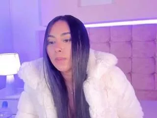 Offline cameliaa-smiith on CamSoda