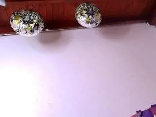 celeste-moonxx on CamSoda