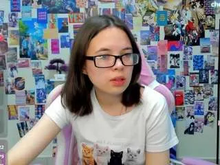 Offline chio-mio on CamSoda