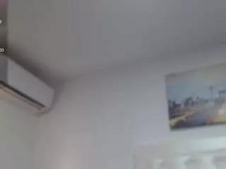 cocoqueenn from CamSoda