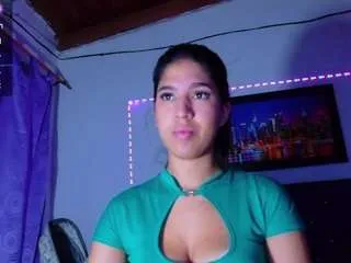 colombianmilf on CamSoda 