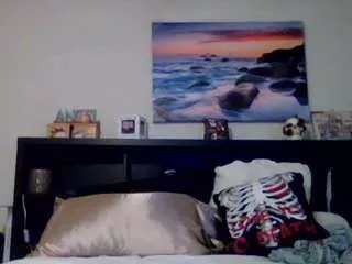 Offline crystallake on CamSoda