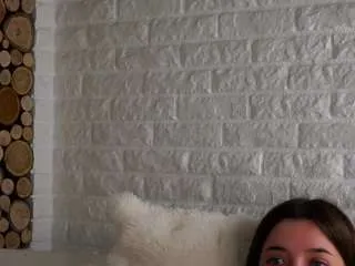 Freechat cwenfenney on CamSoda