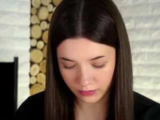 Freechat cwenfenney on CamSoda