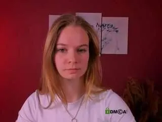 Offline dakota-night on CamSoda