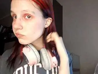 deadrahodkinson — GOAL: smile for you.. Hey, i'm Gina,my first day here, let's chat;) [15 tokens remaining]