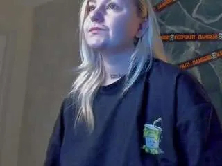 Offline debbie-taylor on CamSoda