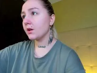 Offline debbie-taylor on CamSoda