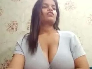 dezygirl22 — boobs bounce [GOAL MET]