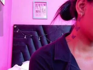 donnabeella on CamSoda 