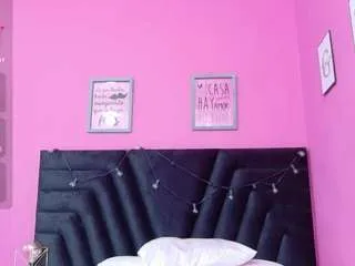 donnabeella on CamSoda 