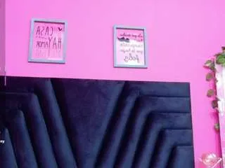 donnabeella on CamSoda 