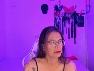 Offline dungeongirls1 on CamSoda