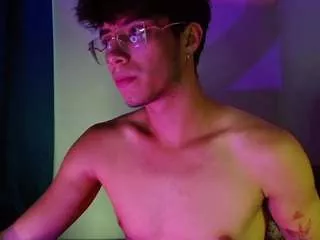 Offline dylannwest on CamSoda