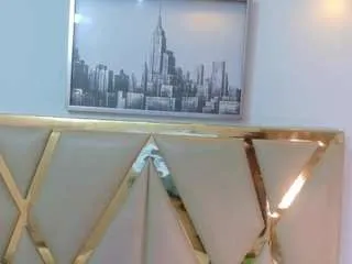 Offline ebonyadiction on CamSoda