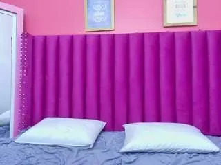 Offline ebonyadiction on CamSoda