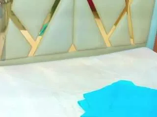 Offline ebonyadiction on CamSoda