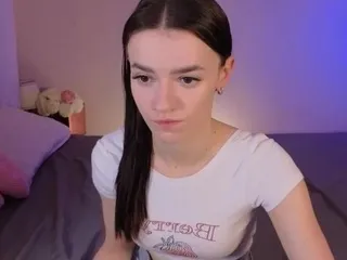 Offline elizzzza on CamSoda