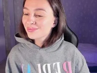 ellafresh on CamSoda 