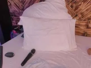 Offline emma-collsonn on CamSoda