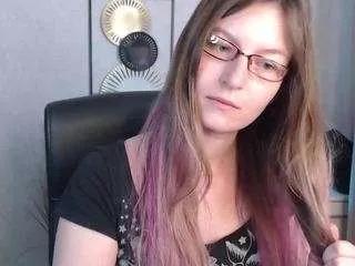 emmatease94 from CamSoda