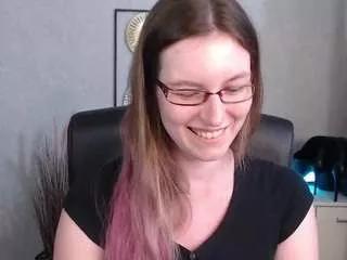 emmatease94 from CamSoda
