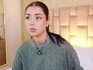 Freechat emmatorrees on CamSoda