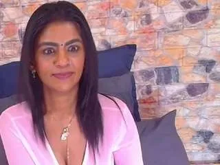 Offline eroticsexystripper on CamSoda