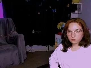 Freechat esma-shine on CamSoda