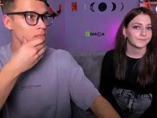 Freechat esma-shine on CamSoda