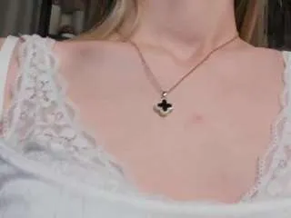 Offline esmagreaves on CamSoda