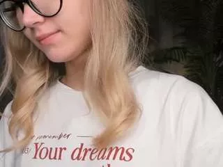 Offline esmagreaves on CamSoda