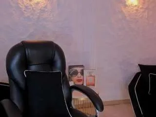 georiginasmith — I'll make you cum with this warm pussy.  / At Goal: wet fingering + Ride dildo // IG: danna_model [584 tokens remaining]