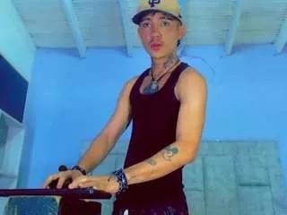 hannilest from CamSoda