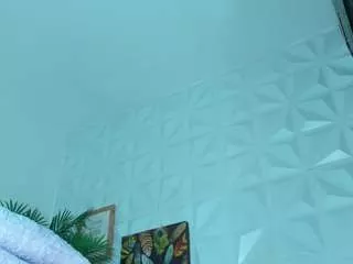 hellen-sky on CamSoda 