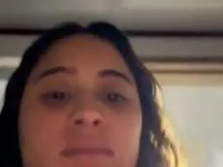 holly-brooke — Masturbate [66 tokens remaining]