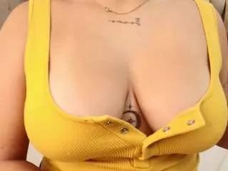 im-mou from CamSoda