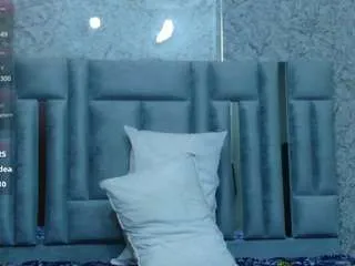 Freechat indianbeautiful on CamSoda