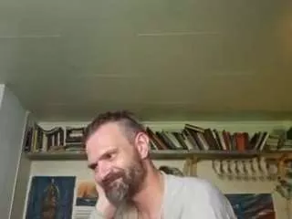 Offline intenseplay on CamSoda