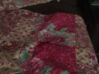 Offline ireallysquirt on CamSoda